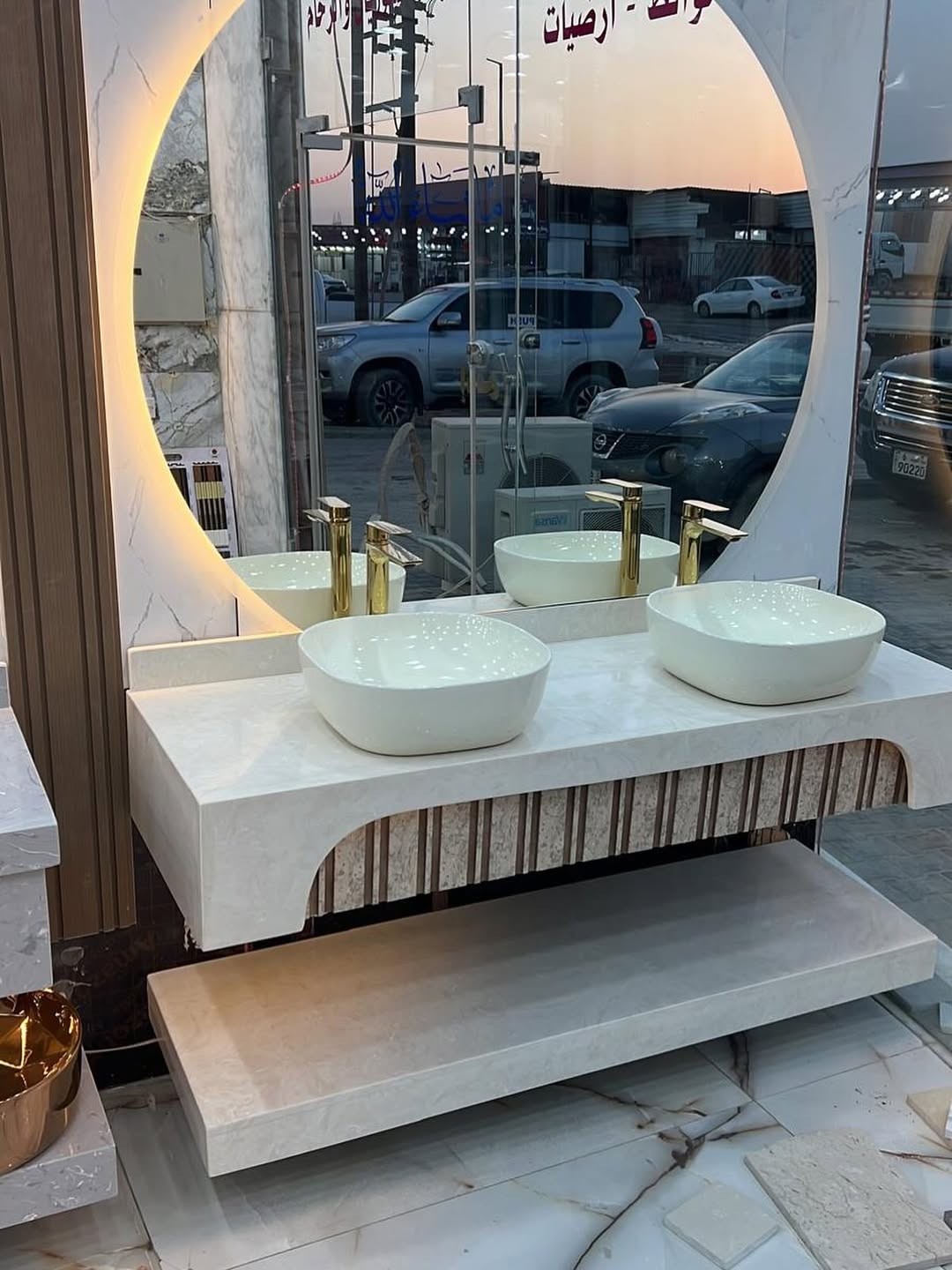 luxury double sink gold faucets.jpg